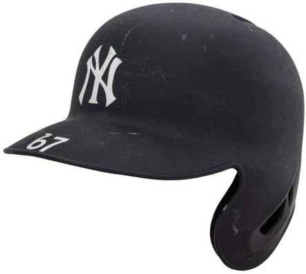 Мигел Андухар В първия мач Дебютная играта Използва каска от Ню Йорк Янкис Снимка Отговаря на Използваните шлемам COA - MLB Game